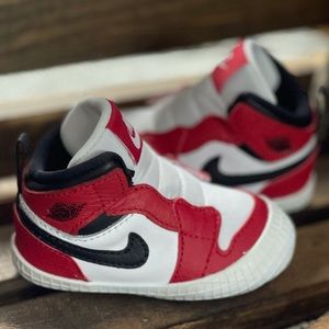 Jordan 1 Crib Bootie
